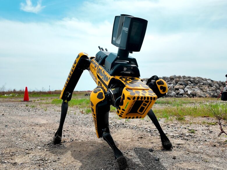 4足歩行ロボット「Spot」の　活用
